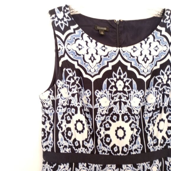 Talbots Blue & White Medallion Print Fit & Flare Pleated Dress - Picture 4 of 9